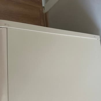 Hasarlı TV Ünitesi İçin Tam Değişim İstiyorum