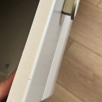 Hasarlı TV Ünitesi İçin Tam Değişim İstiyorum