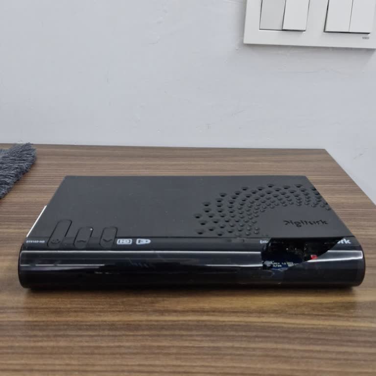 Defolu Alıcı, Sürekli Sinyal Kesintisi Ve Zorunlu Servis Ücreti