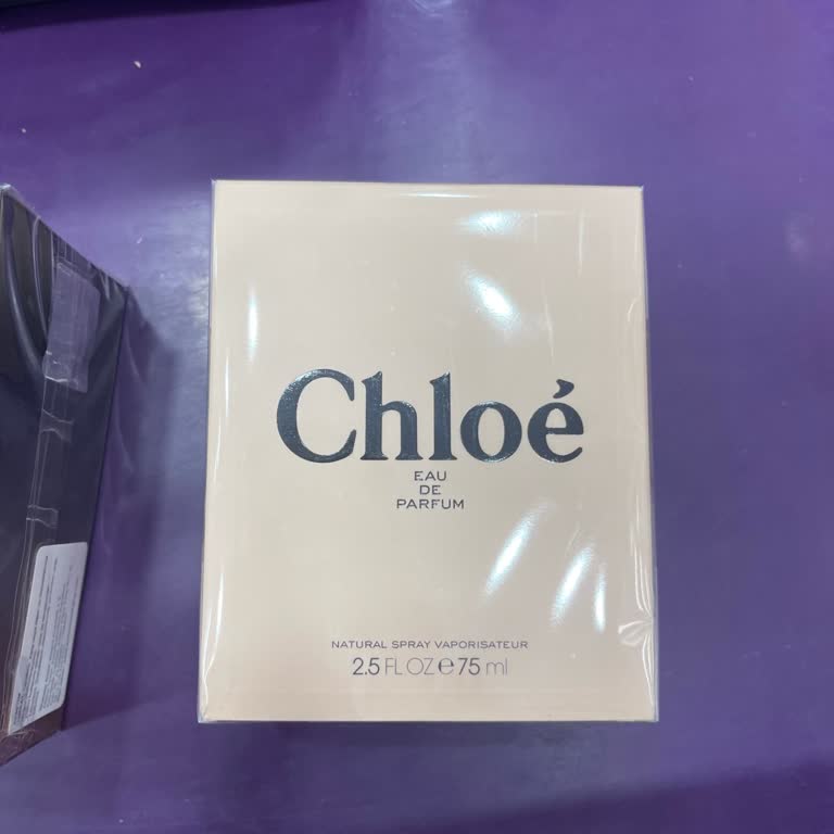 Arena Park Gratis’ta Parfüm İle Dolaşma Yasağı Müşteriyi Aşağıladı