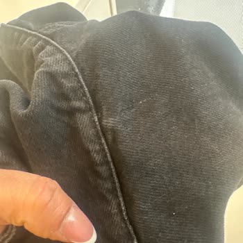 Yırtık Etiket Nedeniyle Defolu Kot Ceketin İadesi Kabul Edilmedi