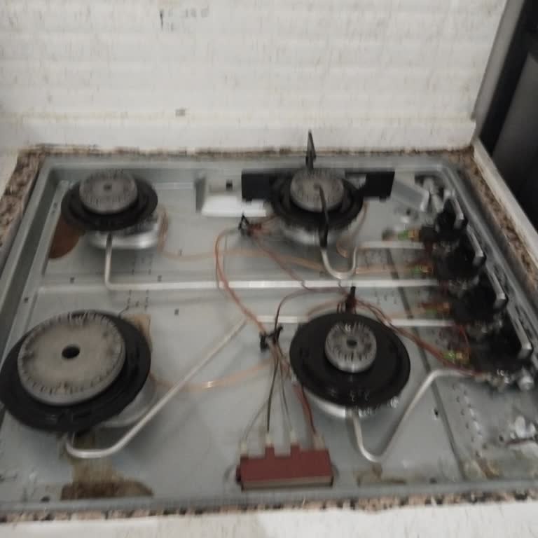 Beko Ankastre Cam Patlaması Sonrası Parça Temininde Gecikme Ve Şeffaf Bilgilendirme Talebi