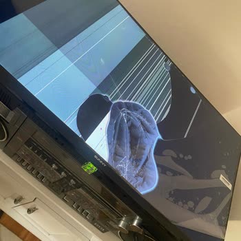 Kırık Gelen 32 İnç LED Televizyon İçin Hızlı Değişim Talebi
