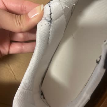 Yanlış Numara Ve Kusurlu Ayakkabılar İçin Ücretsiz İade Ve Tam Geri Ödeme Talebi