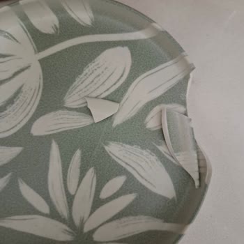 Kütahya Porselen'den Defolu Yemek Takımı Ve Yanıtsız Müşteri Hizmetleri