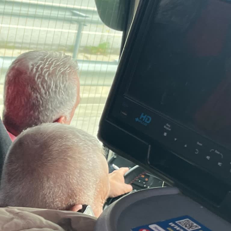 Şoförün Araç İçinde Sigara İçmesi Nedeniyle Konforsuz Yolculuk Ve Ücret İadesi Talebi