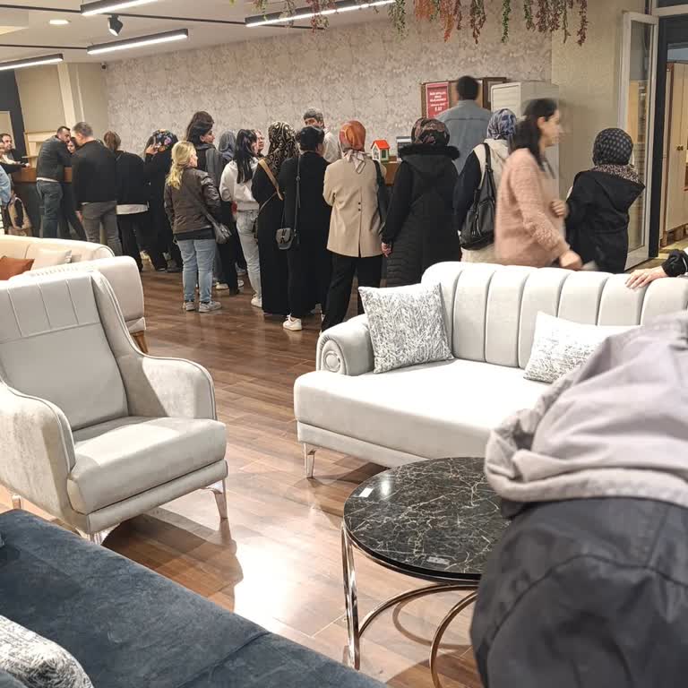 Uğurlu Çeyiz Şubesinde Saatlik Sıra Bekleme