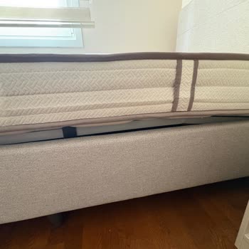 Baza Metal Aksaması Bir Gün İçinde Eğildi, Garanti Kapsamında Ücretsiz Onarım Talebi