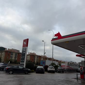 Petrol Ofisi Alkan Petrol Market'te Kasa Etiket Fiyat Farkı