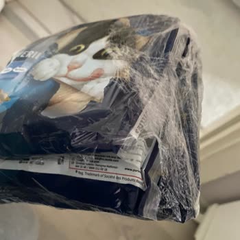 Eksik Kedi Maması Ve Yanıltıcı Ürün Açıklaması