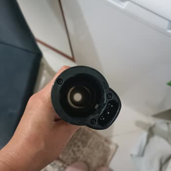 Philips 7055 Dikey Süpürge Parçaları Kırılıyor Ve Servis Çözüm Sunamıyor, Para İadesi Talebi