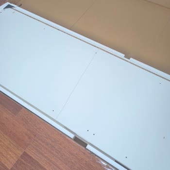 Kırık Parçalı Dolapta Cevapsız Değişim Talebi