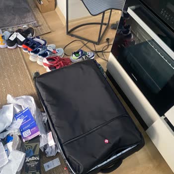 Pegasus Uçuşunda Bagaj Açılarak Değerli Eşyalar Çalındı