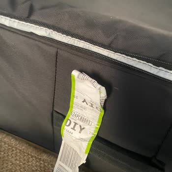 Pegasus Uçuşunda Bagaj Açılarak Değerli Eşyalar Çalındı