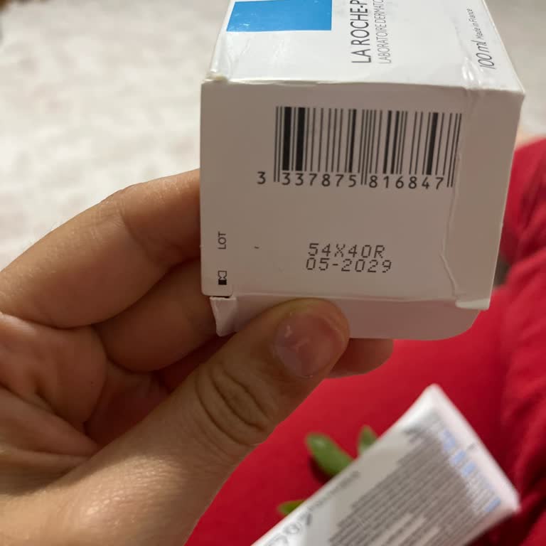 Orijinal Olmadığı Şüphesi Taşıyan La Roche Posay Ürünü Satıcı Adı Değişikliği