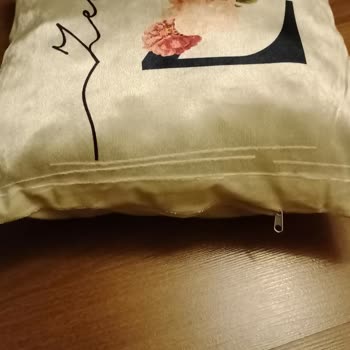 Kişiselleştirilmiş Yastıktaki Dokuma Hatası İçin Çiçek Sepeti’nden İade Talebi