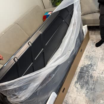 Güç Kablosu, Kumanda Ve Ayaklar Eksik, Televizyon Kurulumu Yapılamadı