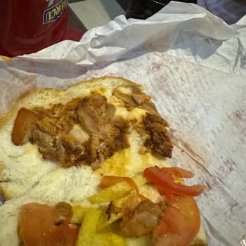 Paşa Döner Şubesinde Tavuk Dönerde Et Yokluğu Ve Aşırı Fiyat Şikayeti