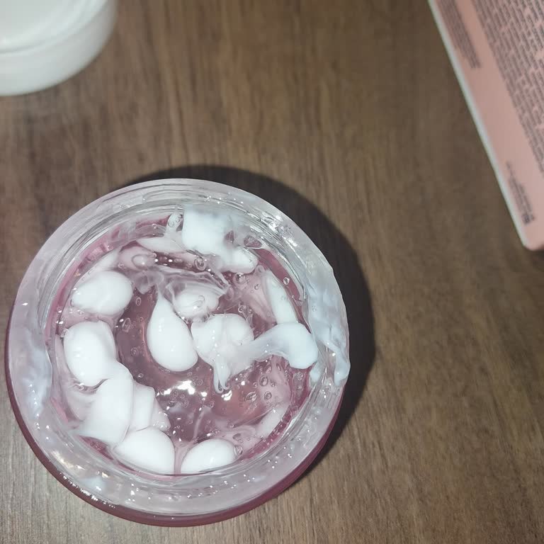 Kullanılmış Krem Teslim Alındı, Mağaza Çalışanları Yanıltıcı Ve Kaba Tutum Sergiledi