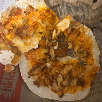 Kurumuş Ve Bayat Tavuk Döneri Tam İade Talebi