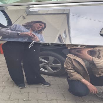 Ark Oto İzmit’te Pasta Cila Sonrası Vernik Yanıkları Ve Sorumluluk Reddi