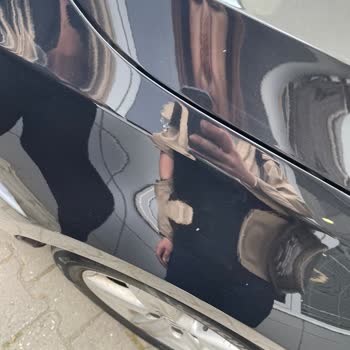 Ark Oto İzmit’te Pasta Cila Sonrası Vernik Yanıkları Ve Sorumluluk Reddi