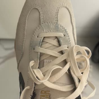 Mavi Jeanin Renk Akması Ayakkabımı Kullanılamaz Hale Getirdi