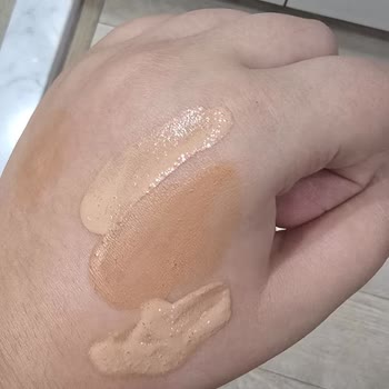 La Roche Posay Güneş Kremi Oksitlenip Renk Değiştirdi Ve Ciltte Sivilcelenme Yarattı