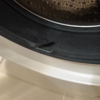 Garanti Dışı Lastik Yırtılması Ve Haksız Servis Ücreti