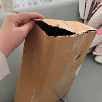 Hepsijet Paket Yırtılması Ve Mahremiyet İhlali