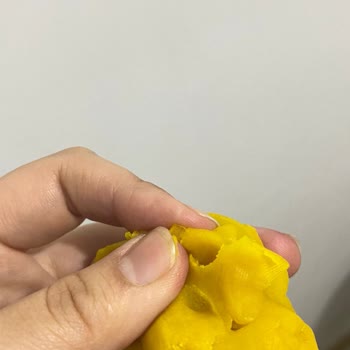 Çocuk Oyun Hamurunda Keskin Kristal Parçalar: Güvenlik Sorunu Ve Tazmin Talebi