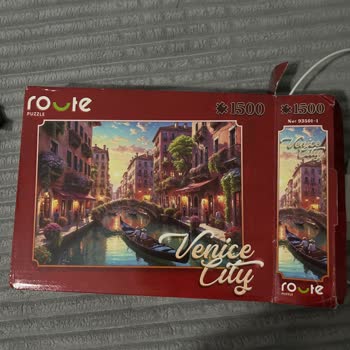 Boş Kutu Aldım: 1500 Parçalı Yapboz Eksik