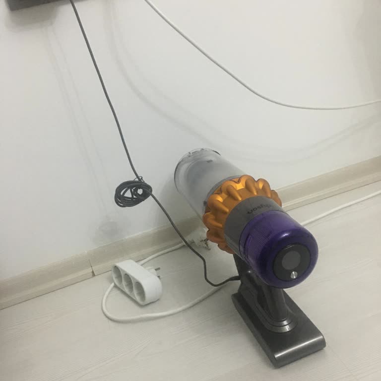 Dyson V15 Süpürge Batarya Sorunu Garantiden Sonra