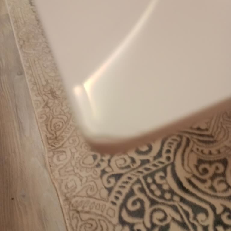 İstikbal Mobilya İzmir Bornova Şubesinde Hasarlı Orta Sehpa Ve Eksik Zigon Seti Teslimatı