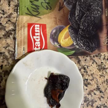 Tadım Kuru Erik’te Gizli Çekirdek: Dişlerimi Kırma Tehlikesi Ve Açık Uyarı İsteği