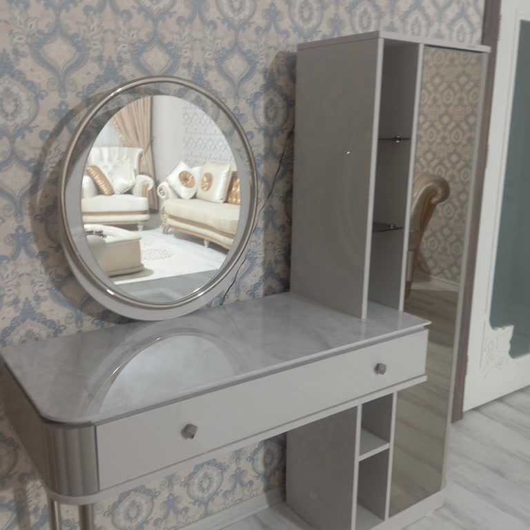 Makyaj Aynası Uymadı, Bayi Çözüm Sunmadı Ve Saygısız Davranış Gösterdi