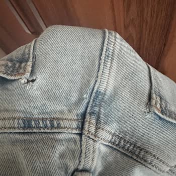 Mavi Pantolonlarda Tekrarlayan Arka Cep Yırtılmaları Ve Dayanıklılık Sorunu
