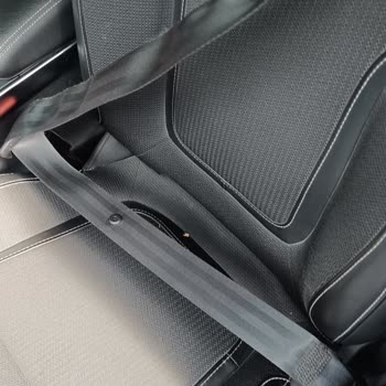 Emniyet Kemerindeki Deformasyon İçin Uzatılmış Garanti Kapsamında Ücretsiz Değişim Talebi