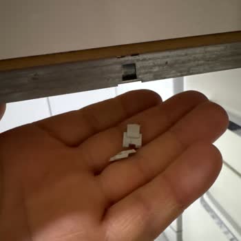 Samet Mutfak Dolabı Çekmece Kulakçıkları Kırıldı, Yedek Parça Satılmıyor