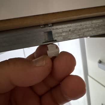 Samet Mutfak Dolabı Çekmece Kulakçıkları Kırıldı, Yedek Parça Satılmıyor