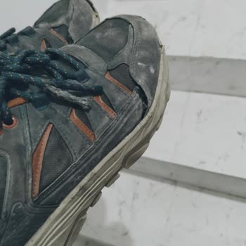 Kinetix Ayakkabısının Üç Ayda Eriyen Tabanı Ve Garanti Redi