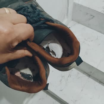 Kinetix Ayakkabısının Üç Ayda Eriyen Tabanı Ve Garanti Redi