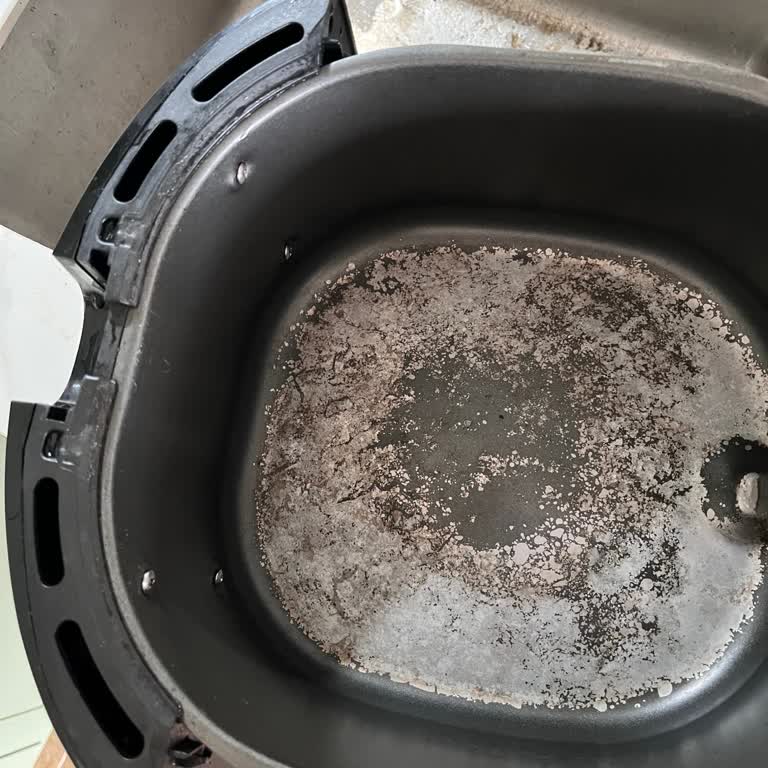 Kumtel XXL Airfryer Teflon Kaplaması Soyuldu, Garanti Değişimi Talebi