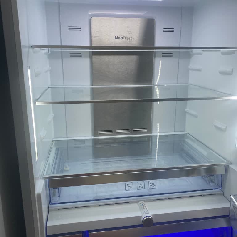 Beko Buzdolabında Kronik Buzlanma Ve Gaz Kaçağı Nedeniyle İade Talebi