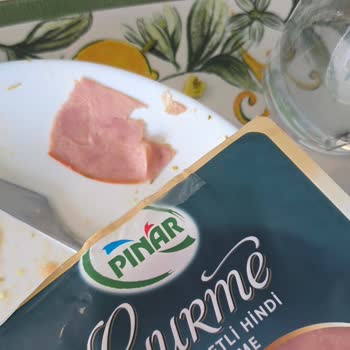 Pınar Gurme Hindi Fümede Hayvan Tüyü Çıktı: Gıda Güvenliği İhlali