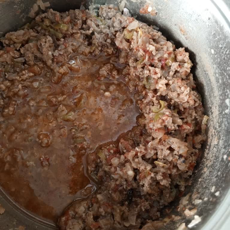 Mersin Mezitli Et Balık Kurumu'nda Kokmuş Kıyma Satışı Ve Eksik İade