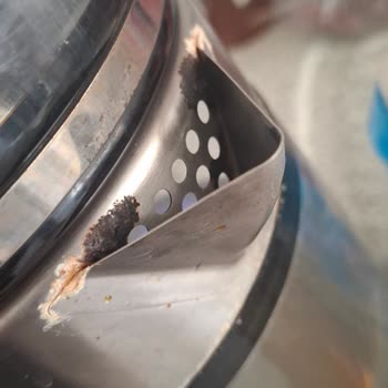 Arnica Demli Trend Çaycıda Sızıntı Ve Pas, Garanti Ve Müşteri Hizmetine Ulaşılamıyor