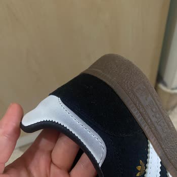 Ayakkabının Boya Akarak Deforme Olması Ve Satıcının İade Reddi