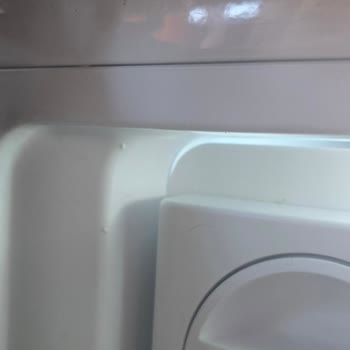 Arçelik Buzdolabındaki Renk Sararma Sorunu Tüketici Hatası Gibi Değerlendirildi