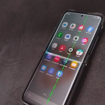 Garanti Kapsamındaki Samsung Z Flip 3 Ekran Arızası İçin Haksız 14.000 TL Ücret Talebi